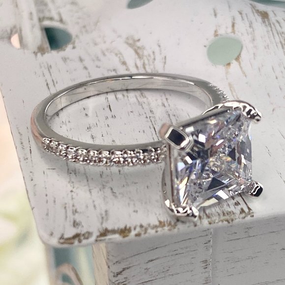 Jewelry - 925 Sterling Silver White Cubic Zirconia Engagement Ring Size 7